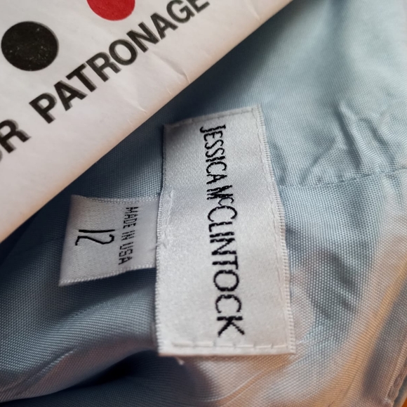 Prom dress/grad dress - Picture 2 of 5